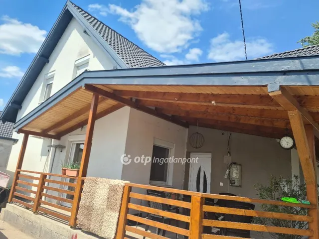Eladó ház Érd 160 nm