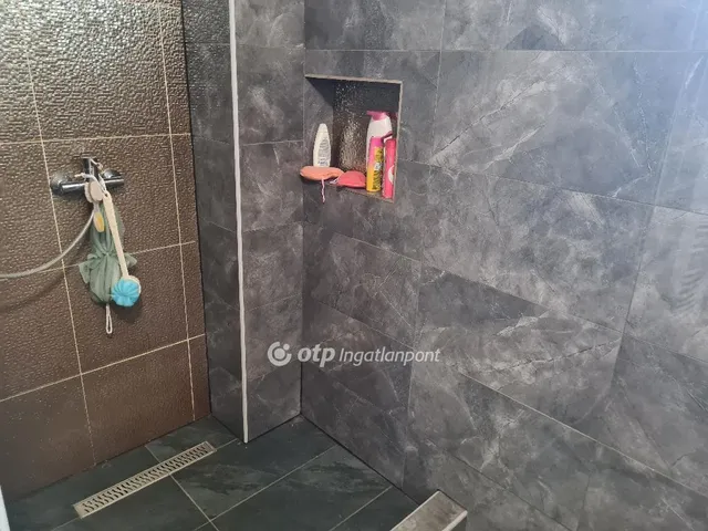 Eladó ház Érd 160 nm