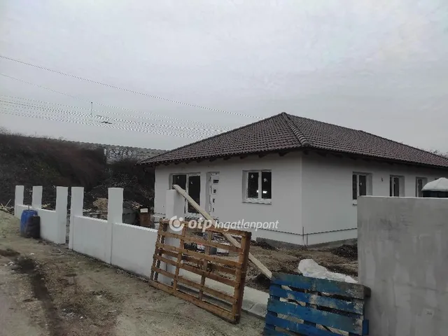 Eladó ház Martonvásár 116 nm