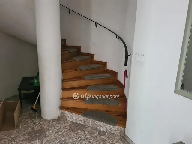 Eladó ház Diósd 388 nm