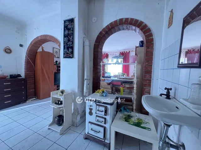 Eladó ház Pázmánd 80 nm