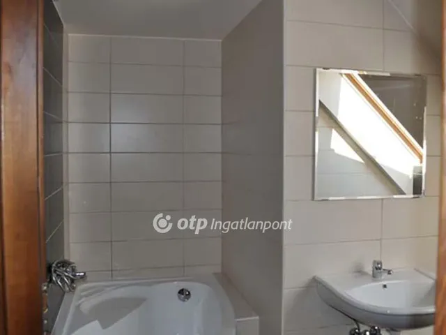 Eladó ház Gárdony 300 nm