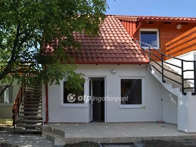 Eladó ház Gárdony 300 nm