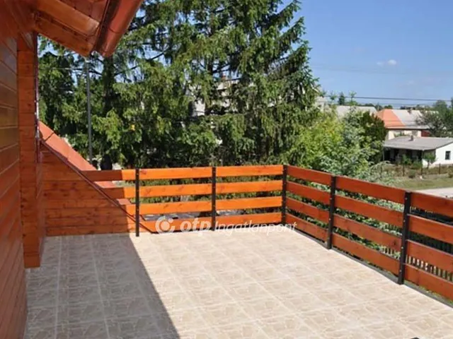 Eladó ház Gárdony 300 nm