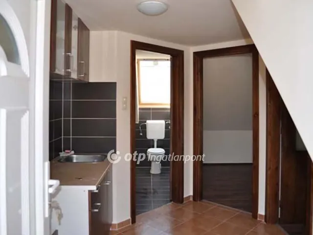 Eladó ház Gárdony 300 nm