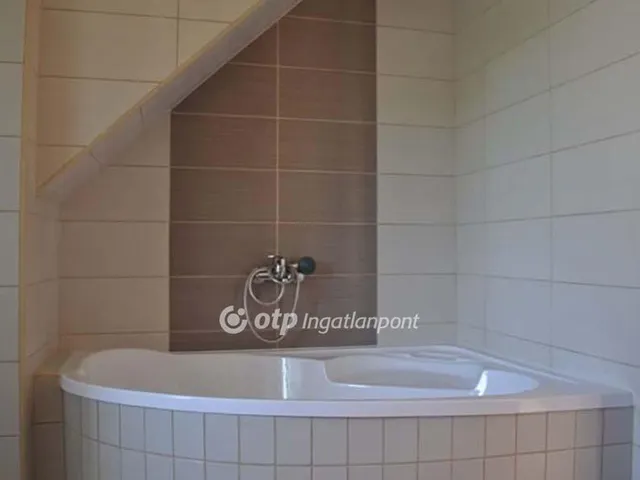 Eladó ház Gárdony 300 nm