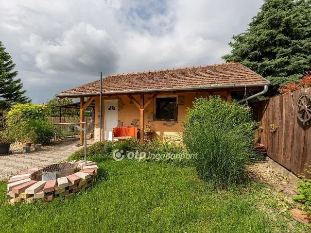 Eladó ház Velence 175 nm