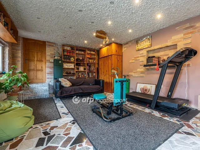 Eladó ház Velence 175 nm