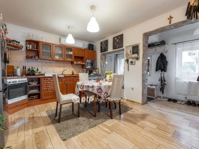 Eladó ház Velence 175 nm