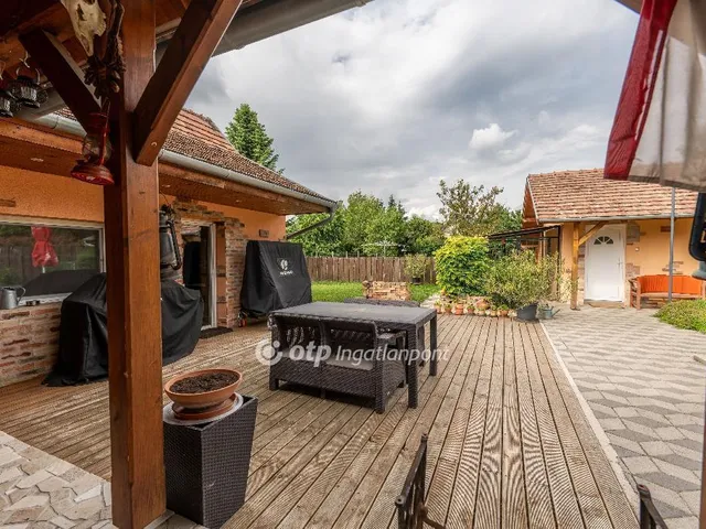 Eladó ház Velence 175 nm