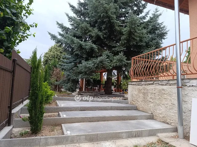 Eladó ház Érd, Parkváros 270 nm