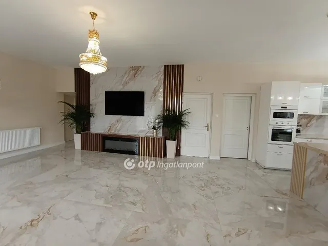 Eladó ház Érd, Parkváros 270 nm