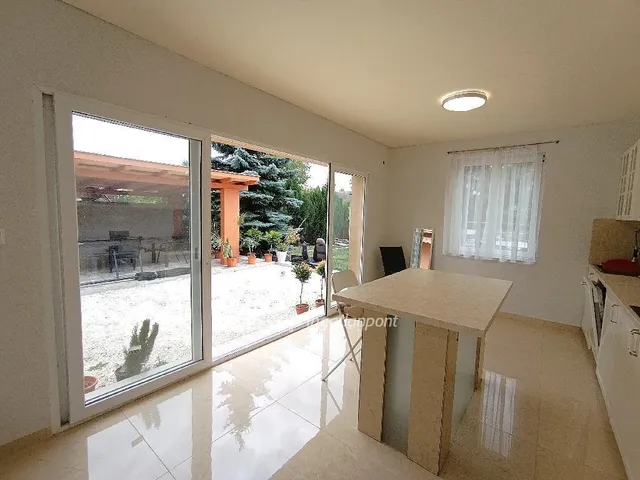 Eladó ház Érd, Parkváros 270 nm