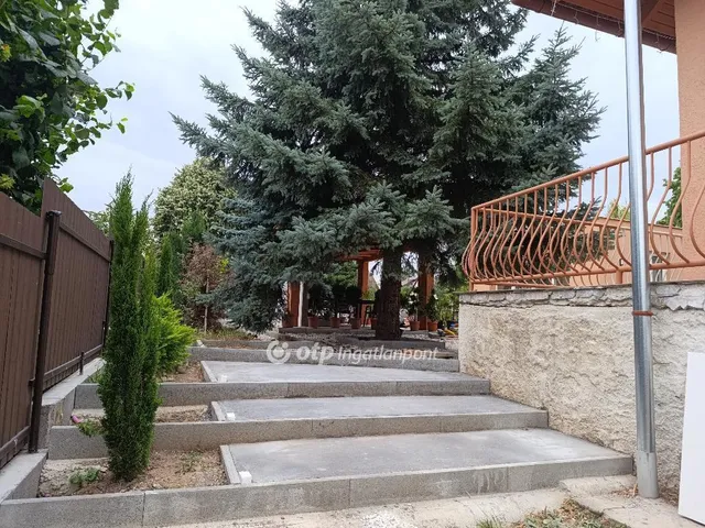 Eladó ház Érd, Parkváros 270 nm