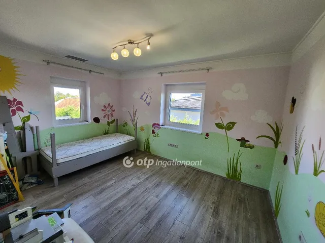 Eladó ház Érd 226 nm