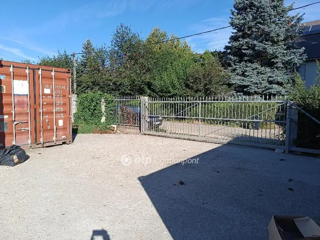 Eladó kereskedelmi és ipari ingatlan Érd 475 nm