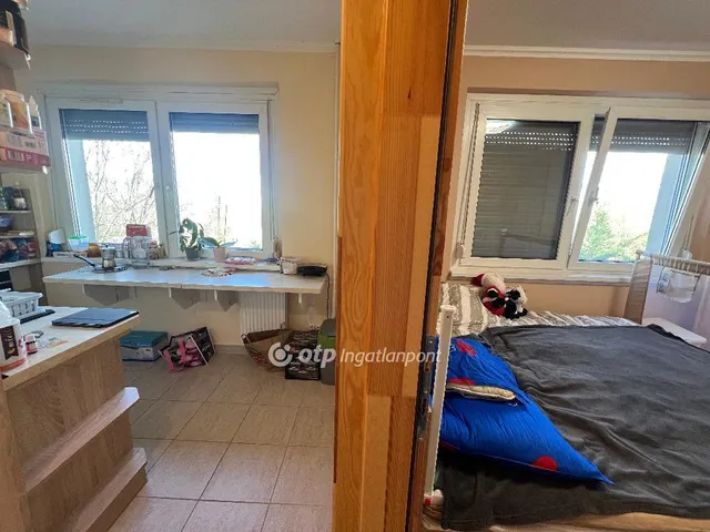 Eladó lakás Százhalombatta 71 nm