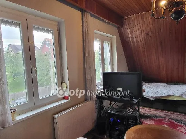 Eladó ház Budakeszi 380 nm