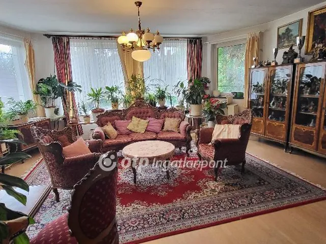 Eladó ház Budakeszi 380 nm