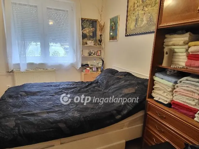 Eladó ház Budakeszi 380 nm