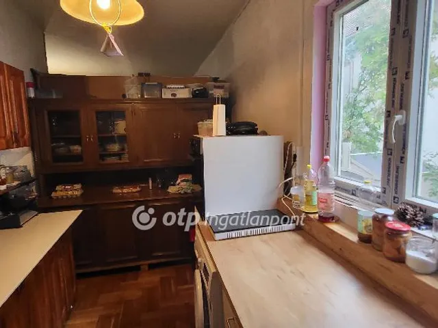 Eladó ház Budakeszi 380 nm