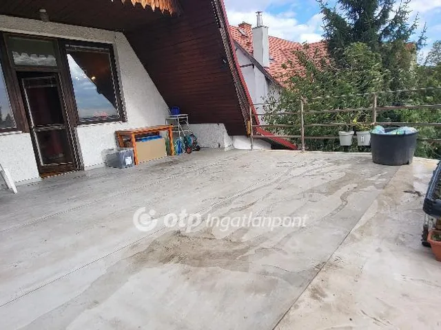 Eladó ház Budakeszi 380 nm