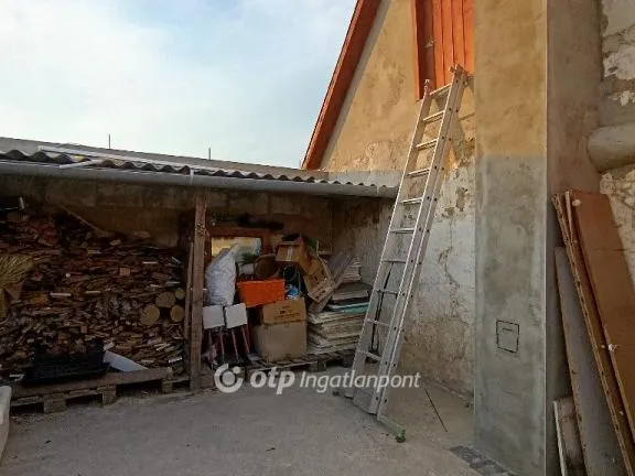 Eladó ház Sóskút 87 nm