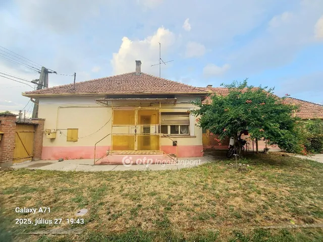 Eladó ház Nagykőrös 110 nm