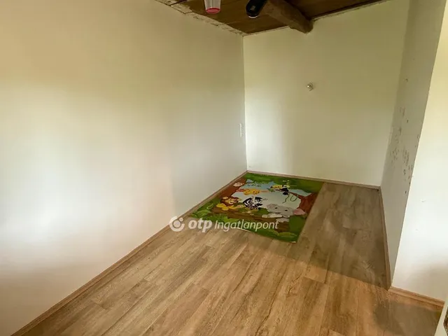 Eladó ház Máriahalom 34 nm