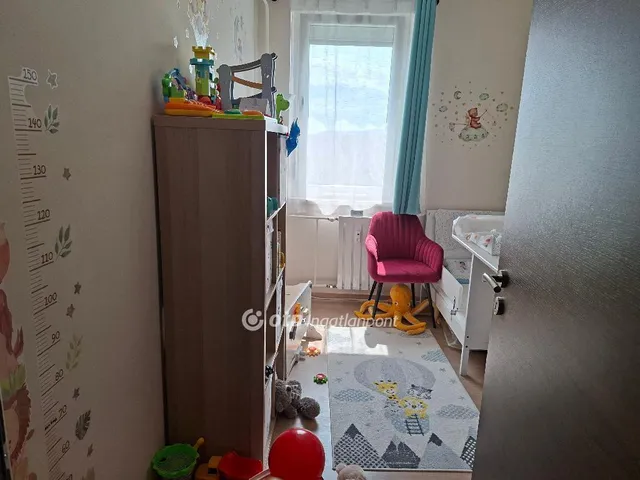 Eladó lakás Budapest III. kerület 56 nm
