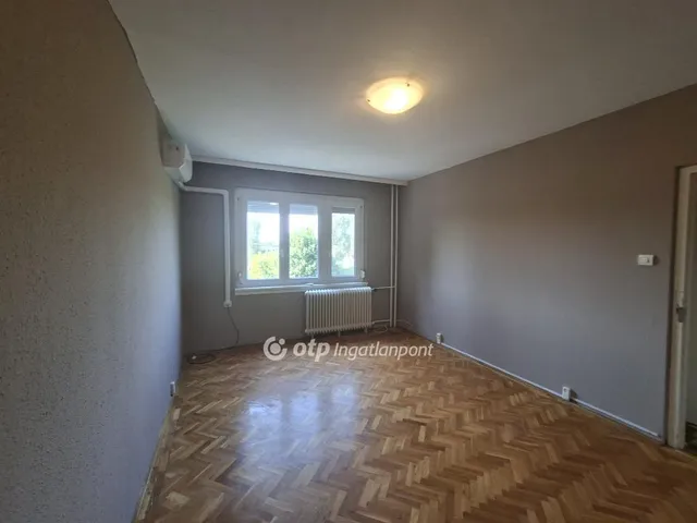 Eladó lakás Százhalombatta, Déli lakótelep 71 nm
