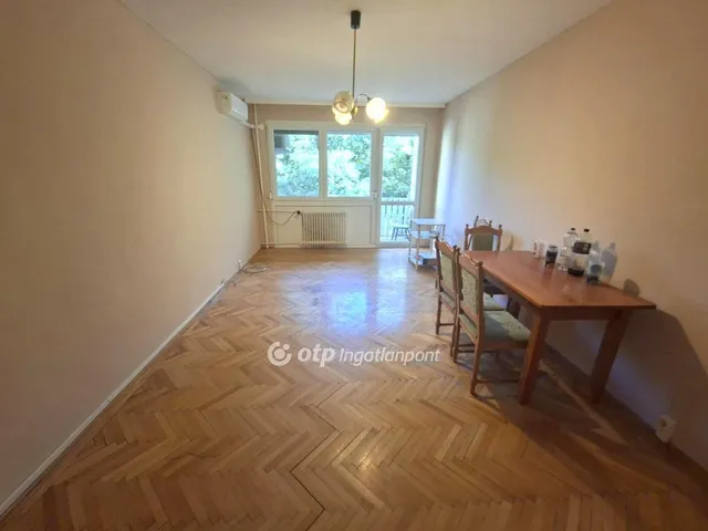 Eladó lakás Százhalombatta, Déli lakótelep 71 nm