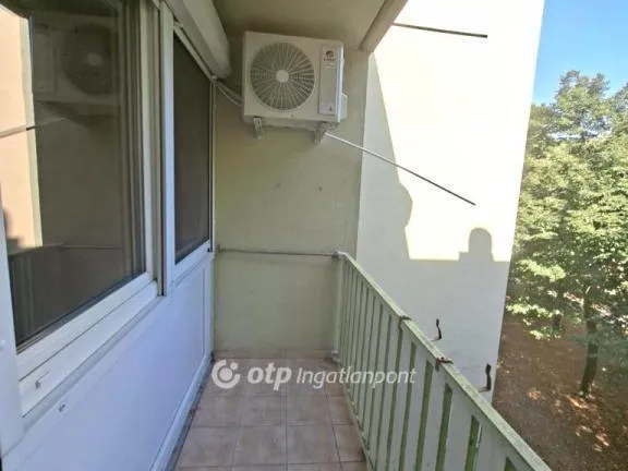 Eladó lakás Százhalombatta, Déli lakótelep 71 nm