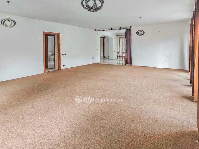 Eladó ház Székesfehérvár, Öreghegy 353 nm