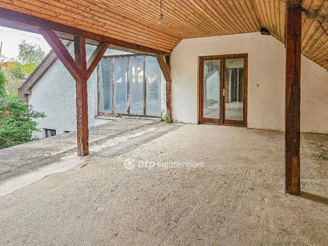 Eladó ház Székesfehérvár, Öreghegy 353 nm