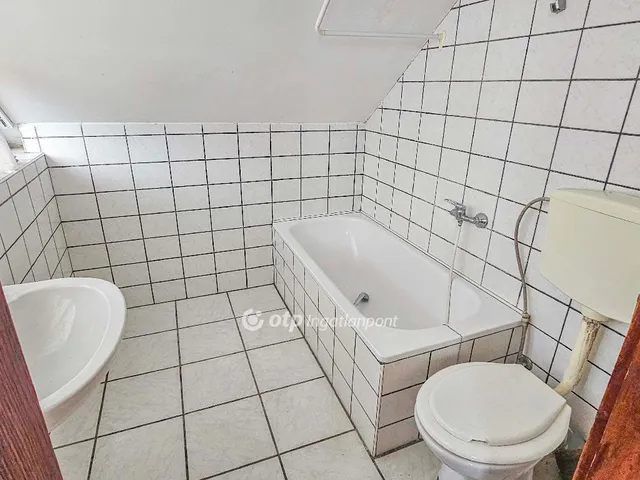 Eladó ház Székesfehérvár, Öreghegy 353 nm