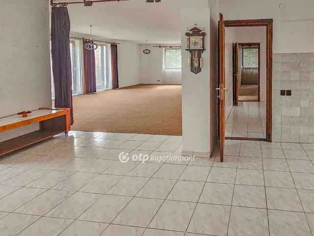 Eladó ház Székesfehérvár, Öreghegy 353 nm