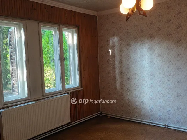 Eladó mezőgazdasági ingatlan Érd 90 nm