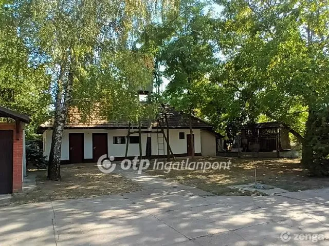 Eladó mezőgazdasági ingatlan Érd 90 nm