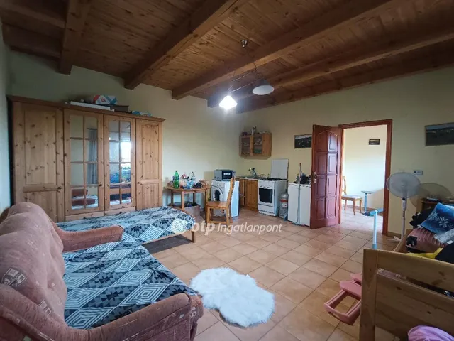 Eladó ház Vértesboglár 190 nm