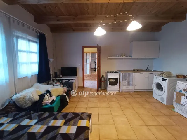 Eladó ház Vértesboglár 190 nm