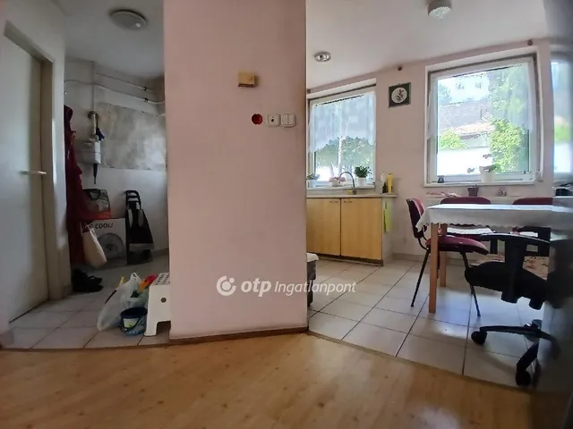 Eladó lakás Budapest XXI. kerület 74 nm