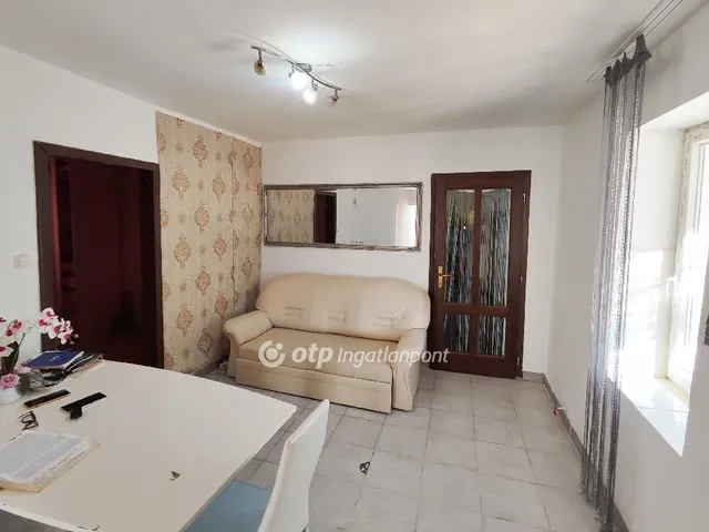 Eladó ház Érd 68 nm