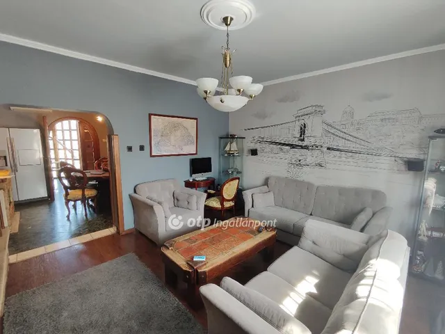 Eladó ház Érd 180 nm