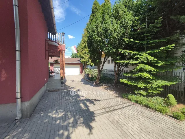 Eladó ház Érd 180 nm