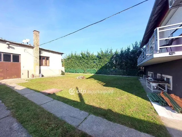 Eladó ház Dunaharaszti 260 nm