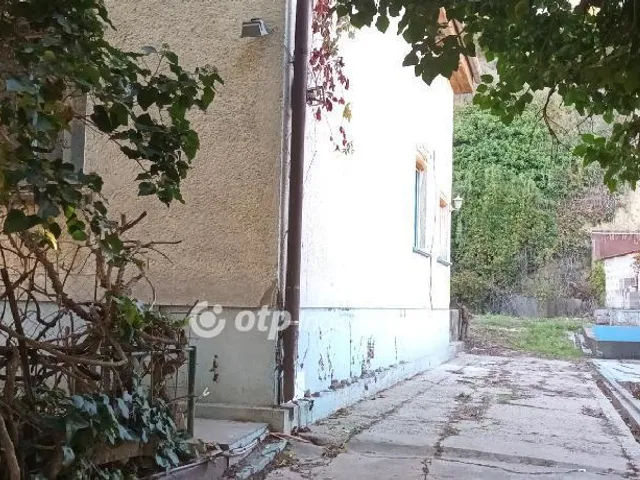 Eladó ház Érd 165 nm