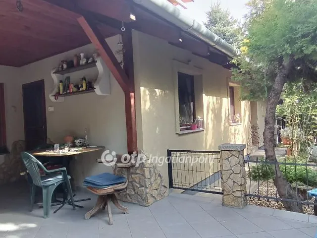 Eladó ház Velence 90 nm