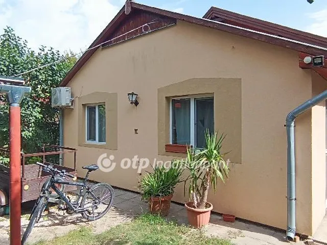 Eladó ház Velence 90 nm