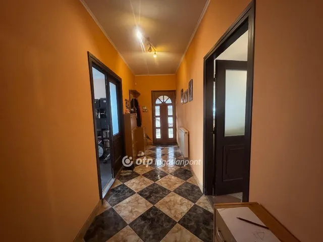 Eladó ház Érd 160 nm